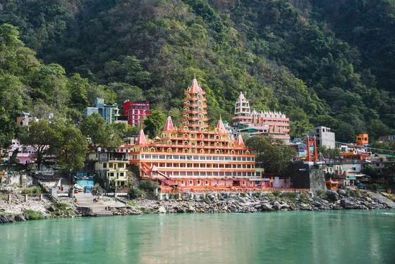 Guided temple visit in Rishikesh