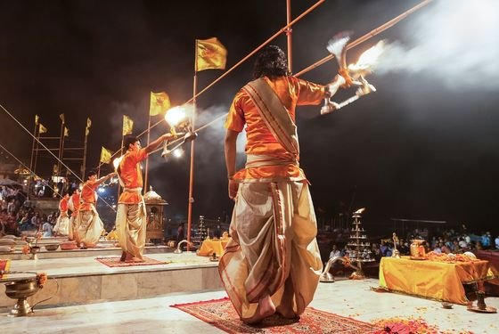 Evening Ganga Aarti fire ceremony in Rishikesh