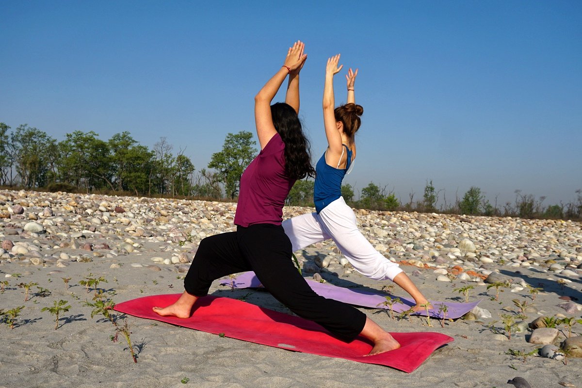 200-Hour Yoga Teacher Training asana session