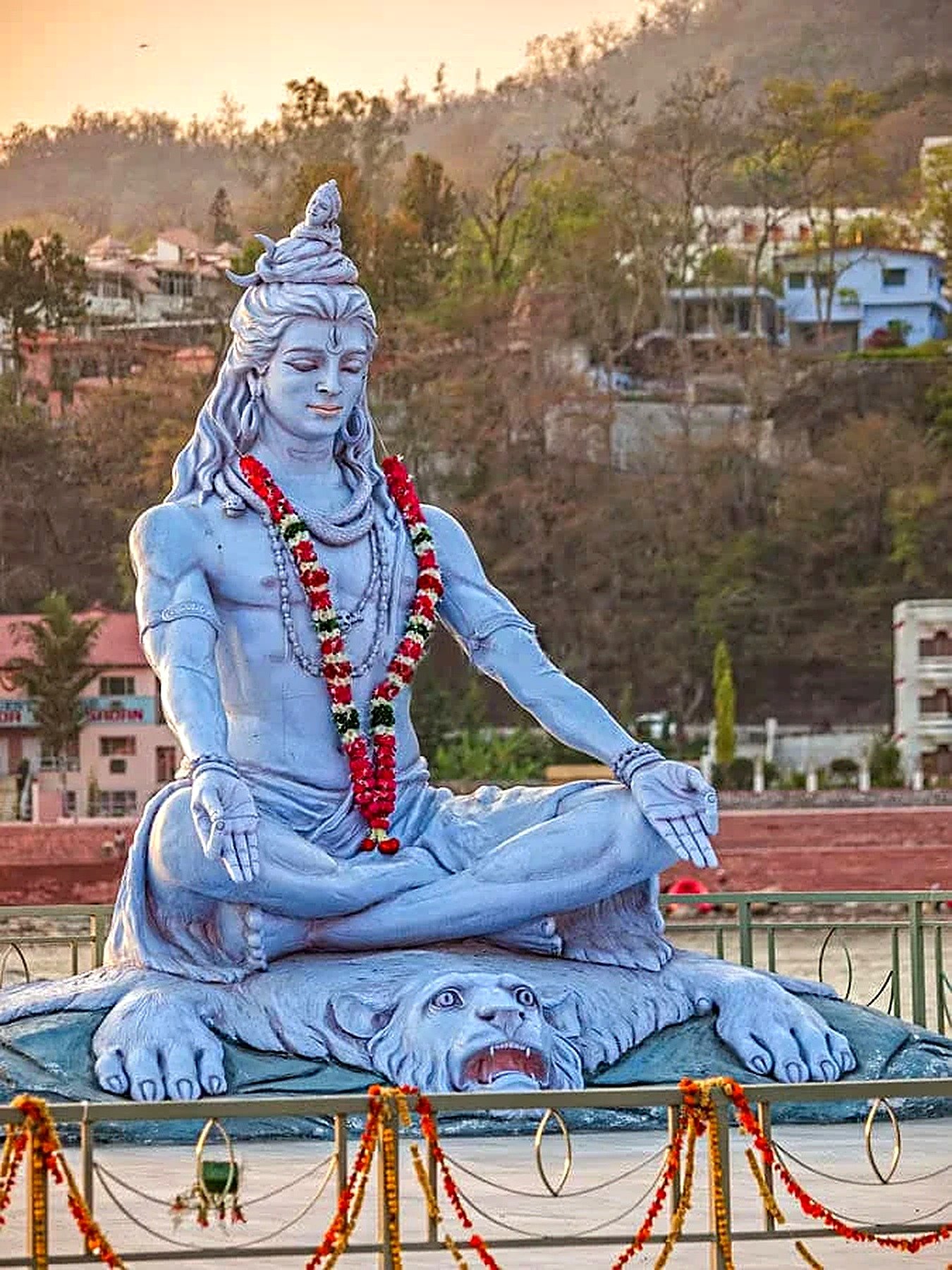 Lord Shiva statue overlooking Rishikesh, a sacred backdrop to the retreat