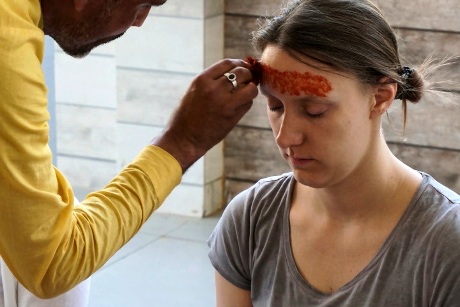Tilak blessing ceremony during a yoga TTC at Siddhant School of Yoga